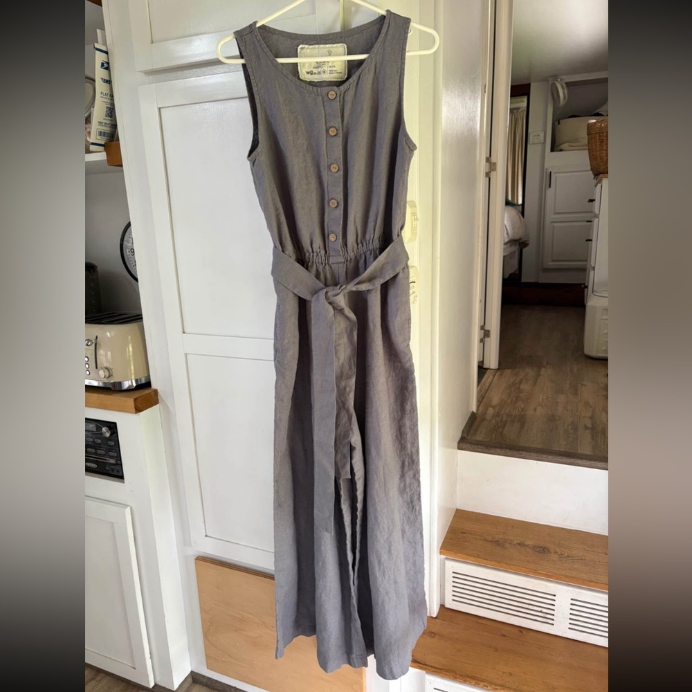 notPERFECTLINEN Gray Sleeveless Jumpsuit with modified belt